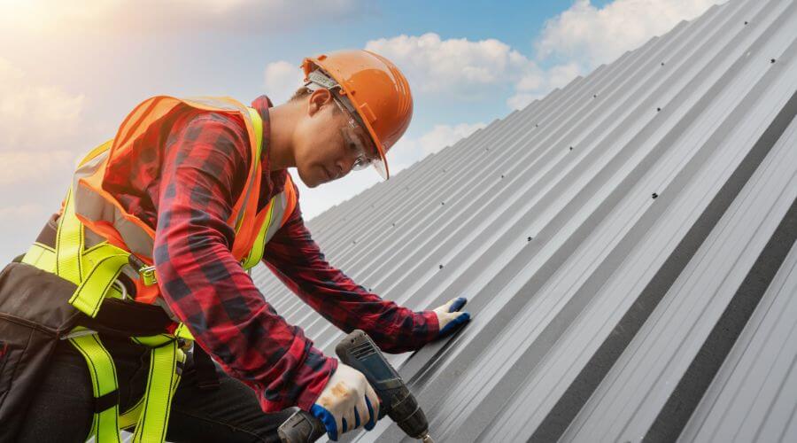 GAF certified roofer in Falmouth, IN